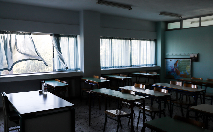 Ηράκλειο: Αρνητές γονείς κρατούν 18 παιδιά εκτός σχολείου