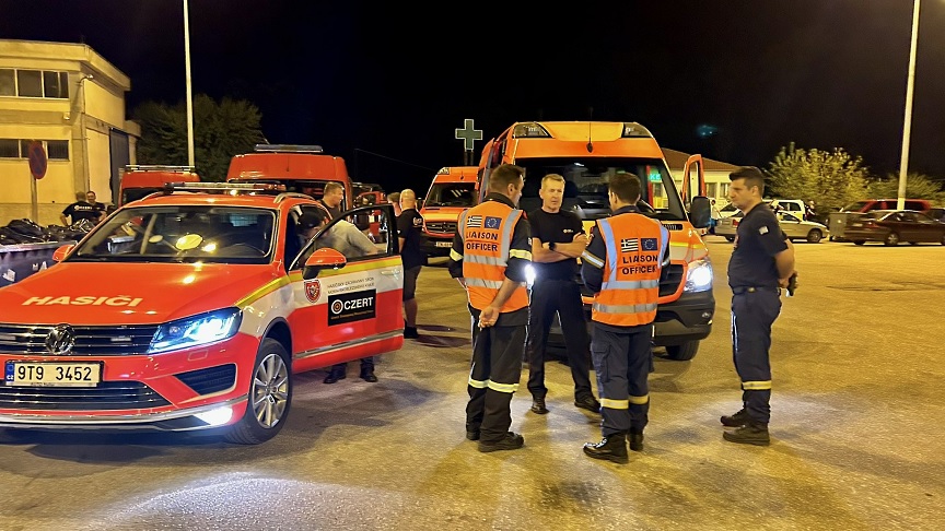 Φωτιά στον Έβρο: Έφτασαν στην Ελλάδα οι ενισχύσεις από την Τσεχία – Η αποστολή αποτελείται από 64 πυροσβέστες με 34 οχήματα