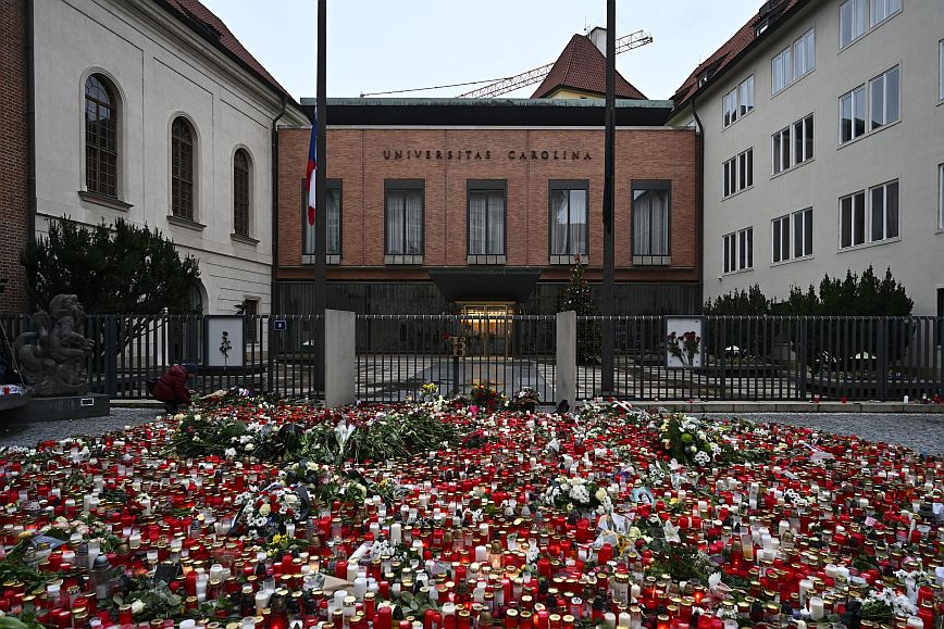 Ημέρα εθνικού πένθους για την Τσεχία μετά το μακελειό στην Πράγα &#8211; Θα τηρηθεί κι ενός λεπτού σιγή για τα θύματα