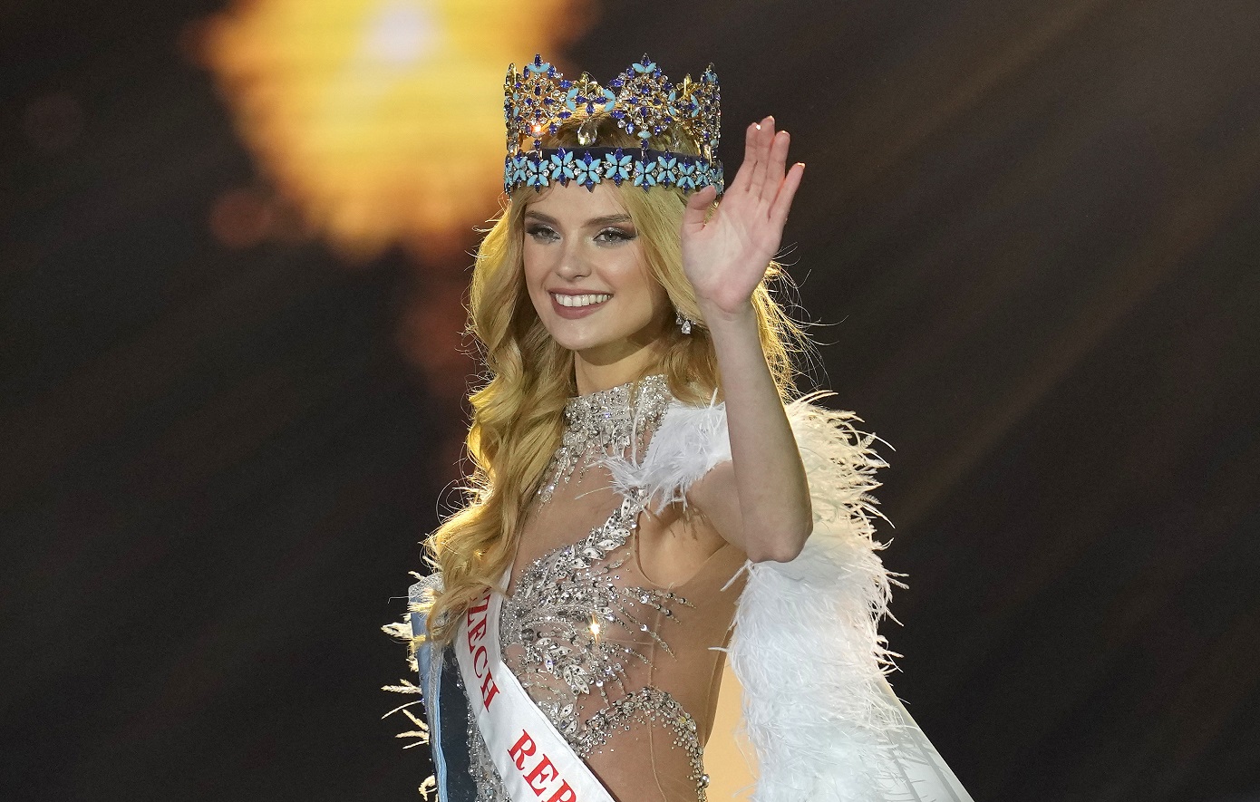 Η Κριστίνα Πισκόβα είναι η «Μις Κόσμος 2024» &#8211; Η εντυπωσιακή 23χρονη από την Τσεχία